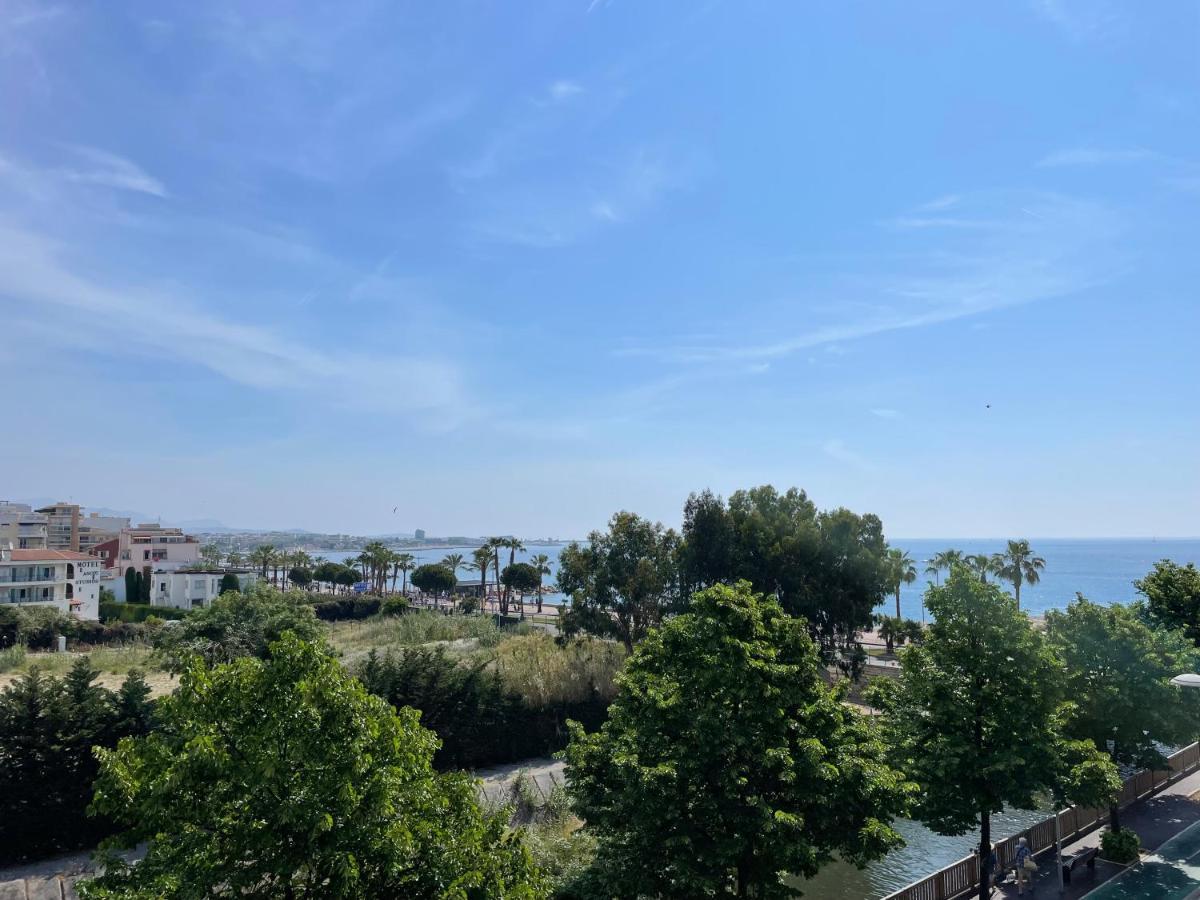 Vue Sur Mer - Magnifique Appartement Tout Confort - Terrasse Et Parking Prive Cagnes-sur-Mer Eksteriør billede