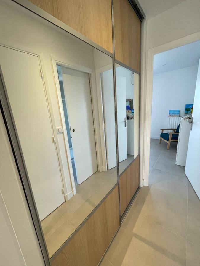 Vue Sur Mer - Magnifique Appartement Tout Confort - Terrasse Et Parking Prive Cagnes-sur-Mer Eksteriør billede