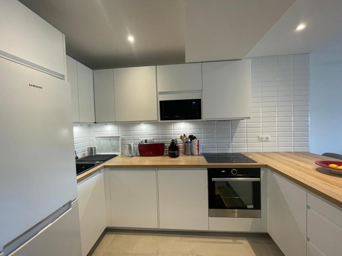 Vue Sur Mer - Magnifique Appartement Tout Confort - Terrasse Et Parking Prive Cagnes-sur-Mer Eksteriør billede