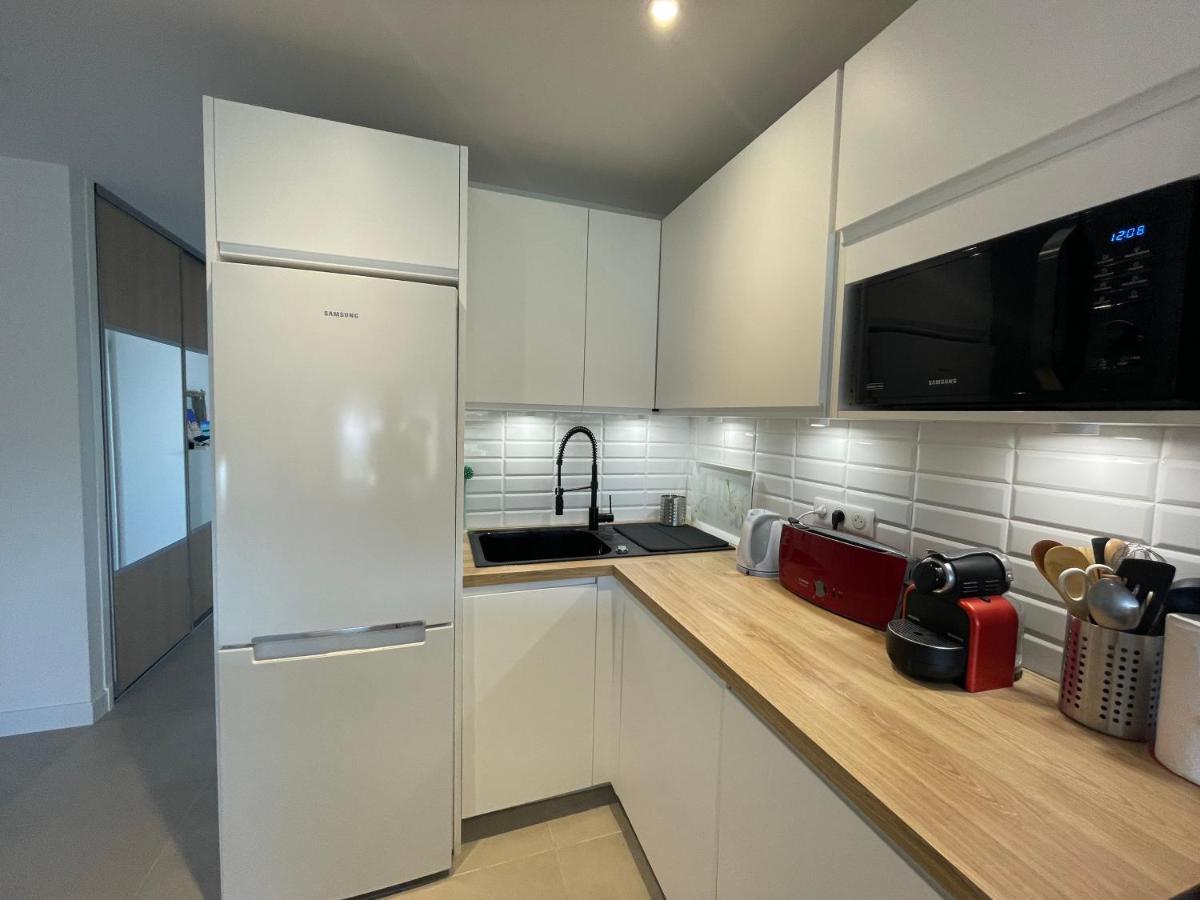 Vue Sur Mer - Magnifique Appartement Tout Confort - Terrasse Et Parking Prive Cagnes-sur-Mer Eksteriør billede